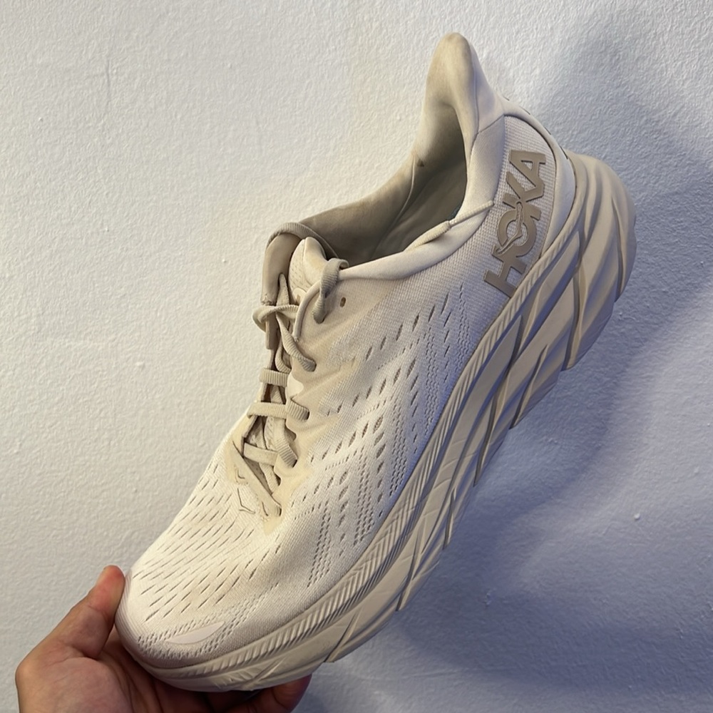HOKA Clifton 8 as 12.5 excelling condition only ~10miles on them